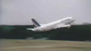Pilot vs Plane (Air France Flight 296)